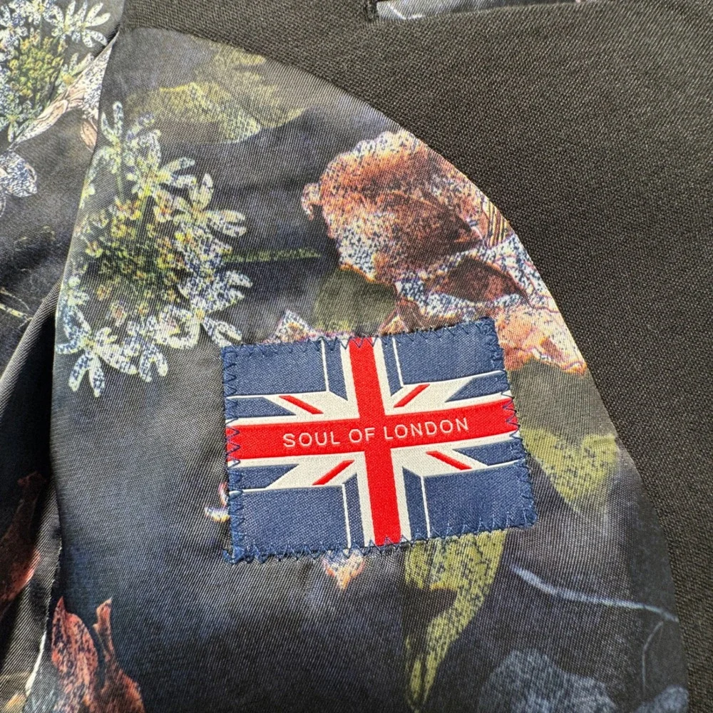 Soul of London Mens Blazer Jacket Black Floral Lining Two Button Sport Coat